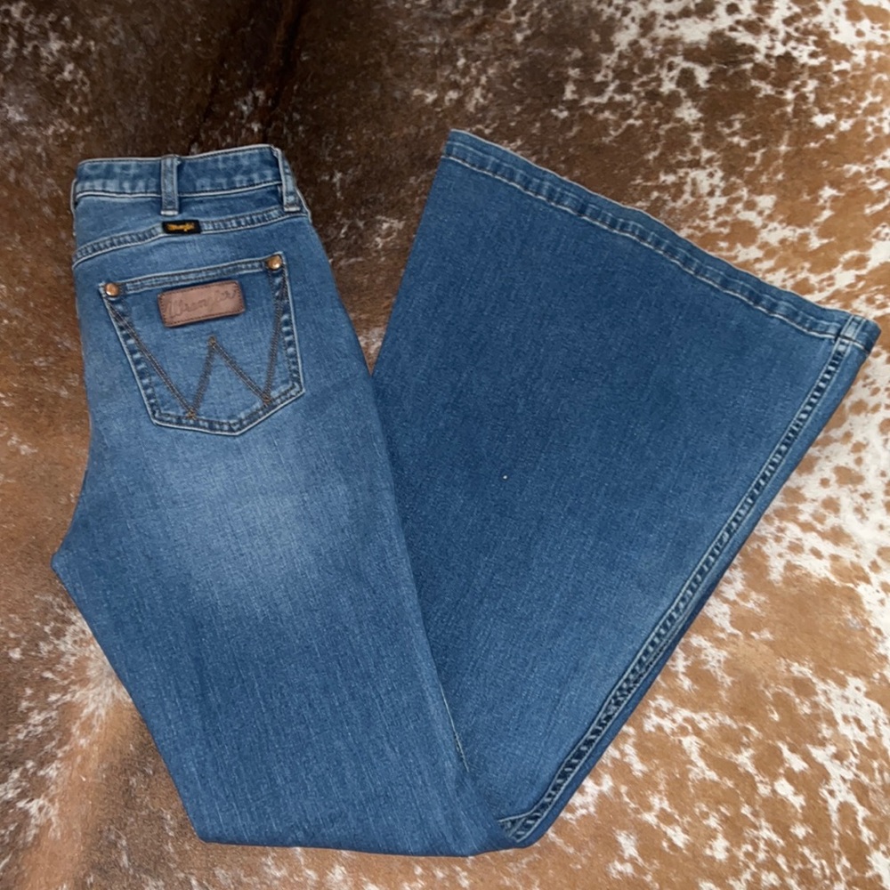 Retro Wrangler High Rise Flares